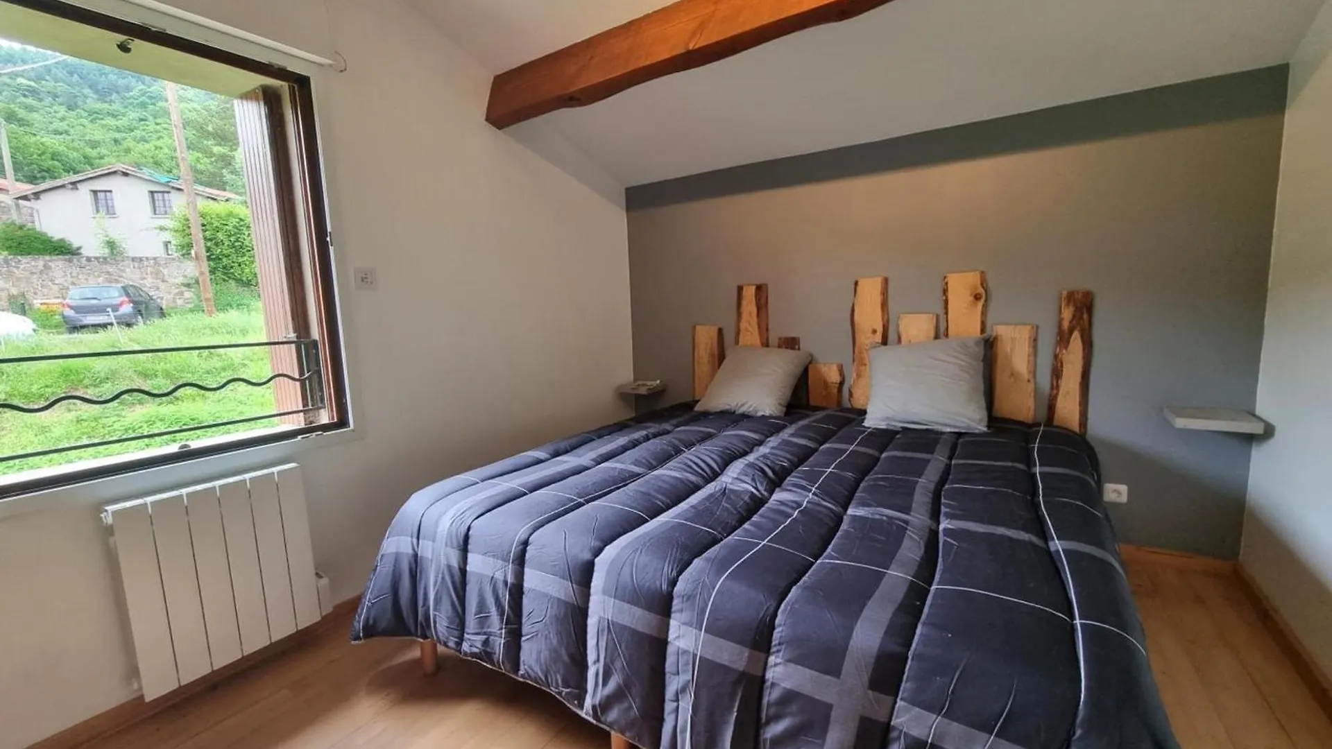 Gite Renove Avec Terrasse Panoramique Et Tout Confort A Saint-Chamond, Proche Saint-Etienne Et Lyon - Fr-1-496-324 Holiday home